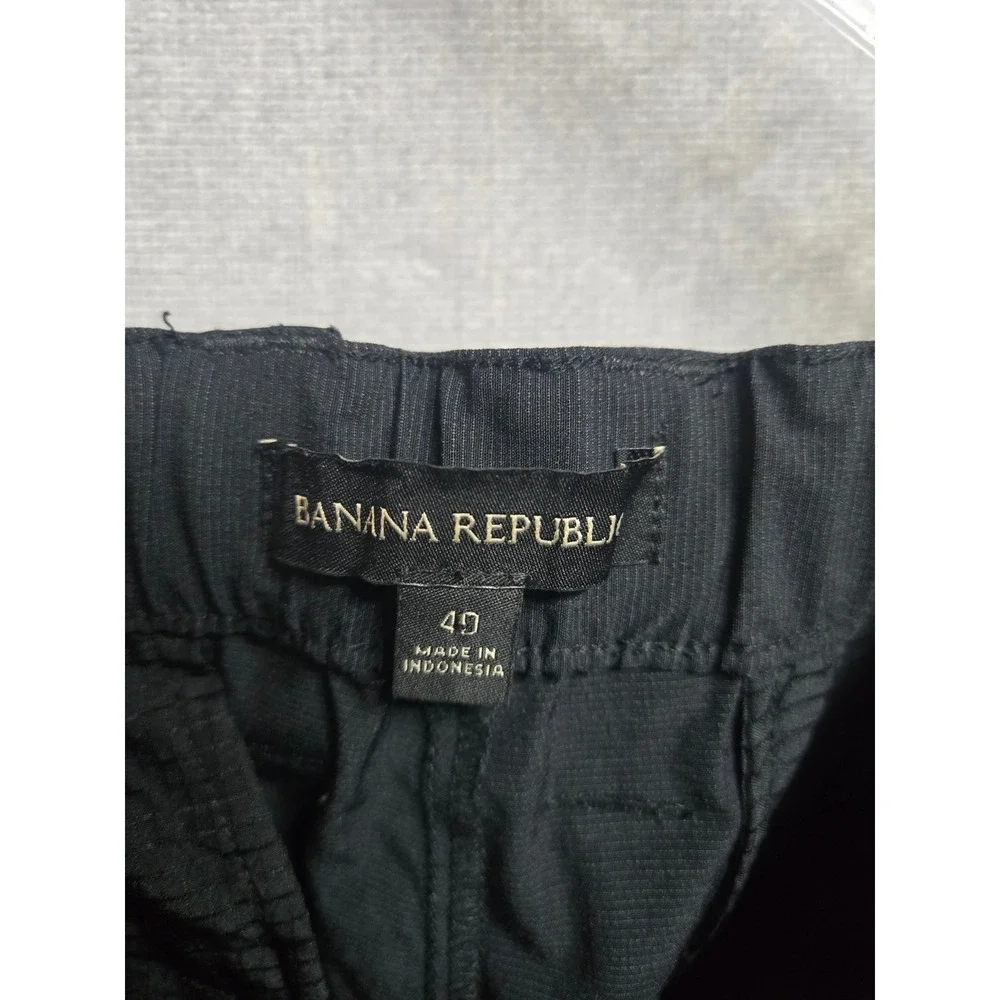 Banana Republic Core Temp Mens Shorts Black Size 40 Elastic Waist Performance